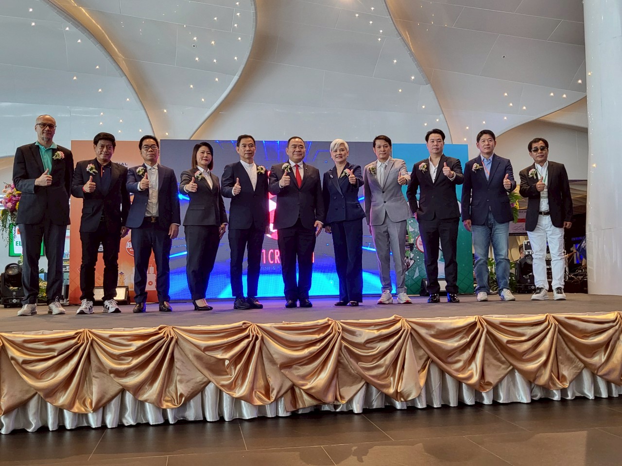 LINE_ALBUM_พิธีเปิดprinttech_250328_32